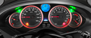 mc_nss300forza_002_2013_cockpit_hts